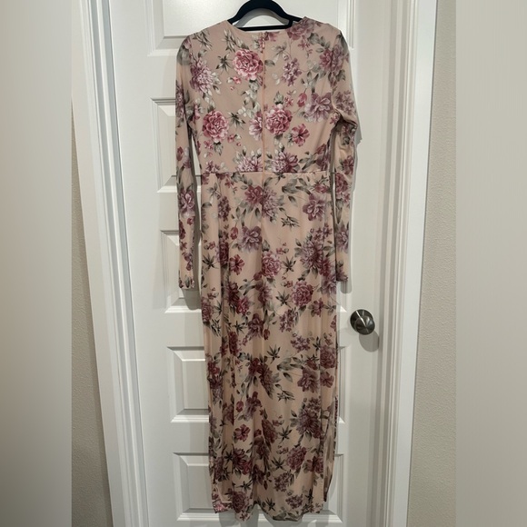 Show Me Your MuMu Carmella long sleeve floral maxi - NWT - Picture 6 of 6